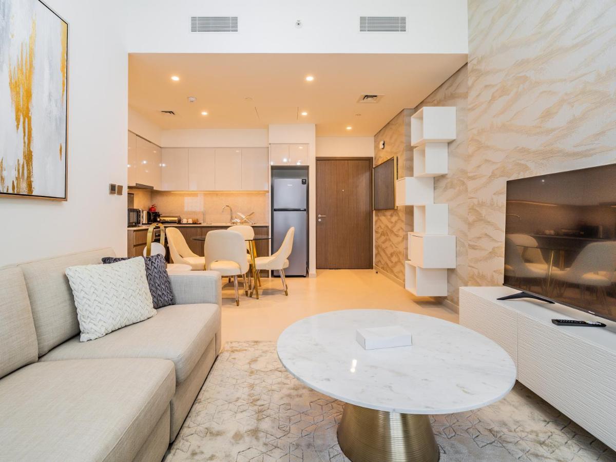 Radiant 1br In Burj Royale - Downtown Apartment Dubai
