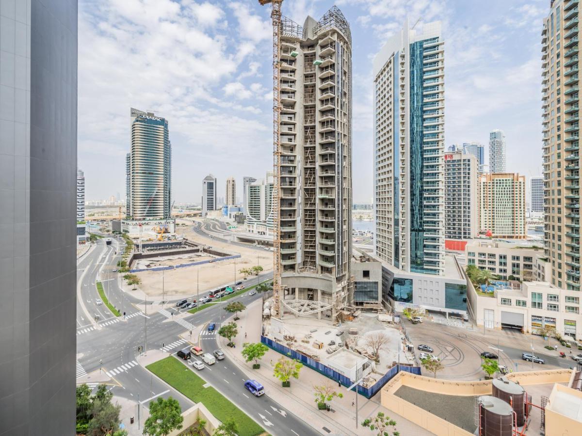 Radiant 1br In Burj Royale - Downtown * Dubai